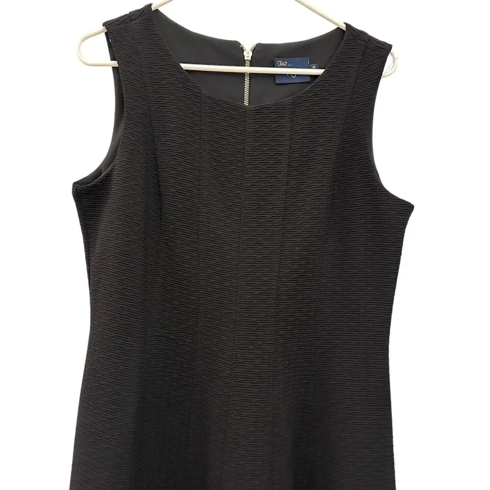 Just...Taylor Black Textured Polyester Sleeveless Knee Length Dress‎ Gold Zip 12